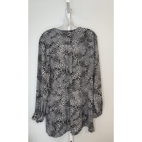 Vince Camuto Women’s L Blouse Top Leopard Animal Print Long Sleeve V-Neck Tunic - Picture 2 of 9